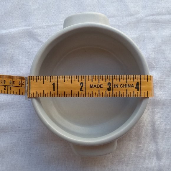 Vintage Pfaltzgraff Yorktowne Soup Tureen with Lid - Picture 8 of 10